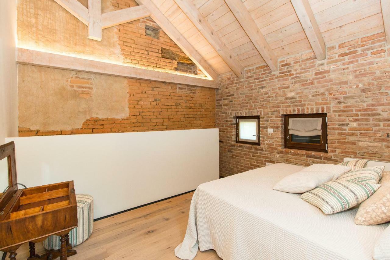 Appartamenti Presso Cascina La Melagrana Costigliole d'Asti Exterior foto