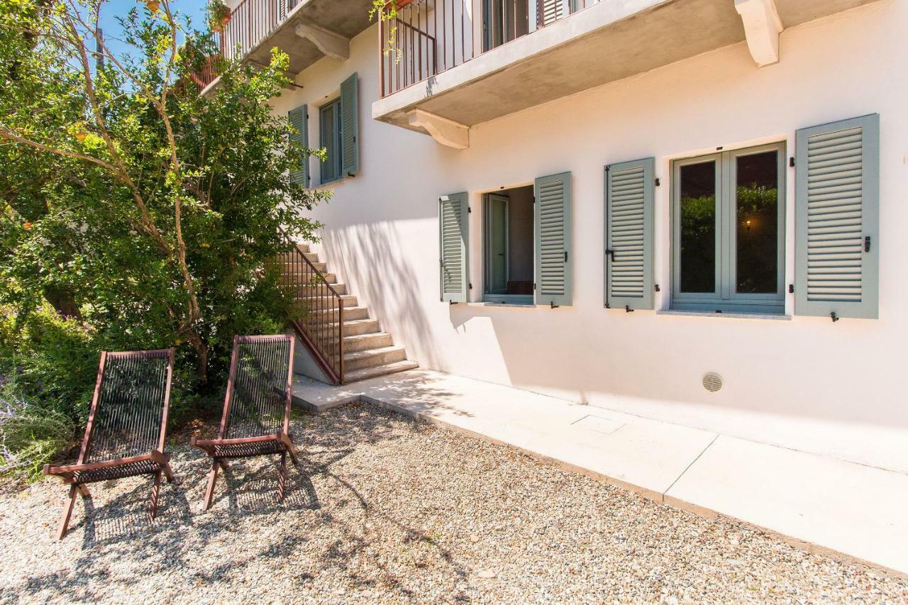 Appartamenti Presso Cascina La Melagrana Costigliole d'Asti Exterior foto